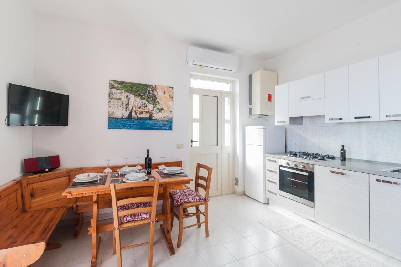 Suite Apartment La Punta กาลาโกโนเน ภายนอก รูปภาพ